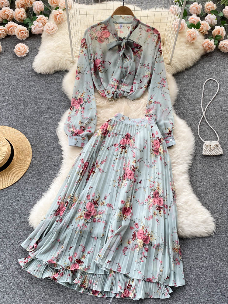 women's garden outfit